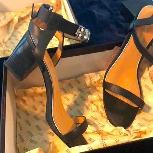 Gorgeous ankle strap bling for the win!